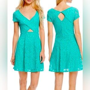 New with tags Jessica Simpson lace dress medium